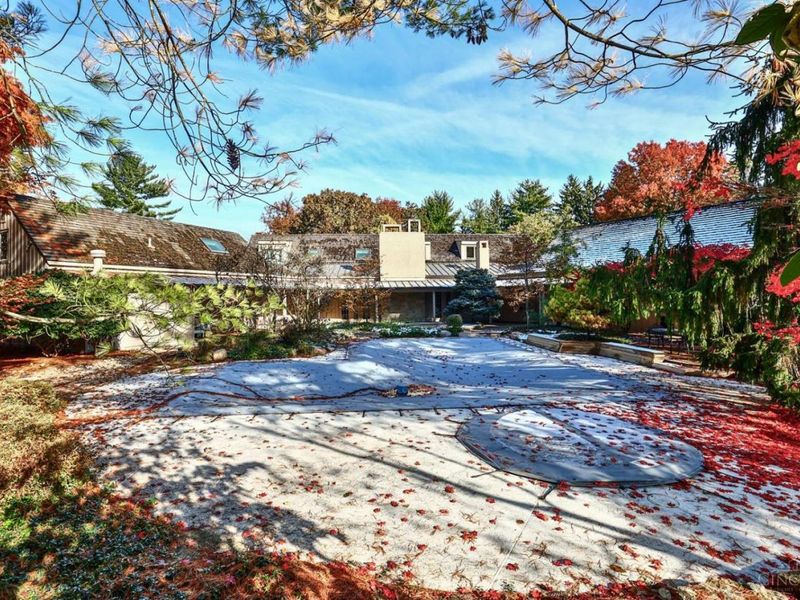 7925 Spiritwood Court, Indian Hill, OH 45243 Photo 41