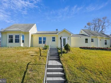 3201 NOTTAGE LANE, FALLS CHURCH, VA 22042