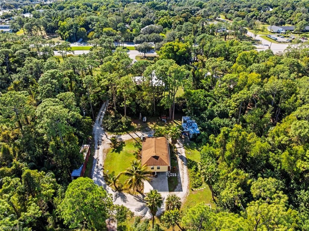 5731 Golden Gate Pkwy, Naples, FL 34116 Photo