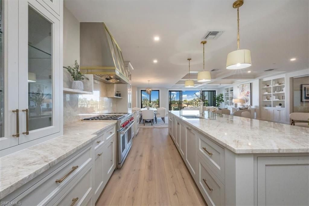 1820 Gulf Shore Blvd N, Unit 402-403, Naples, FL 34102 Photo