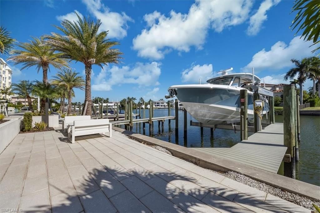 1820 Gulf Shore Blvd N, Unit 402-403, Naples, FL 34102 Photo