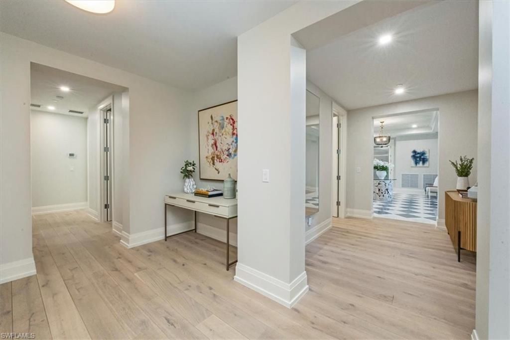 1820 Gulf Shore Blvd N, Unit 402-403, Naples, FL 34102 Photo