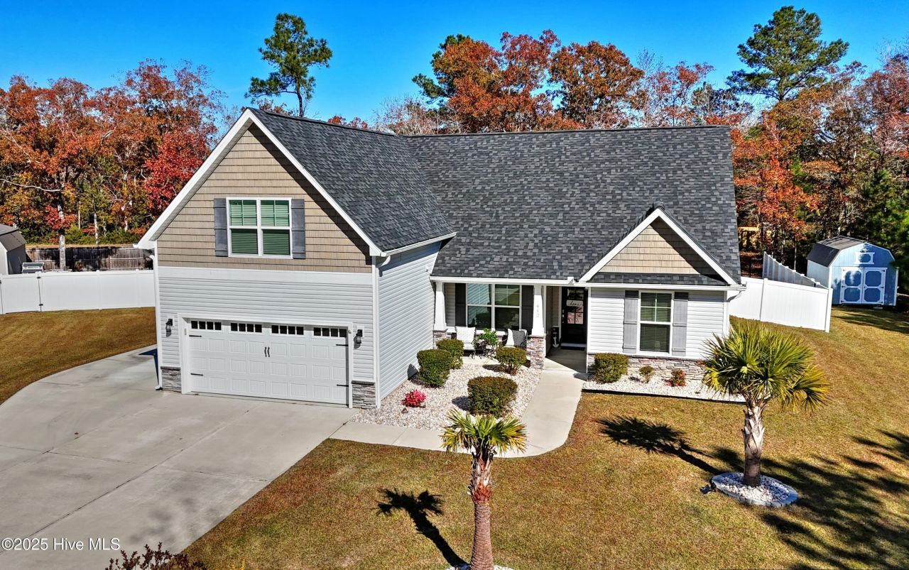 442 Sea Captain Lane Sw, Supply, NC 28462 Main Photo