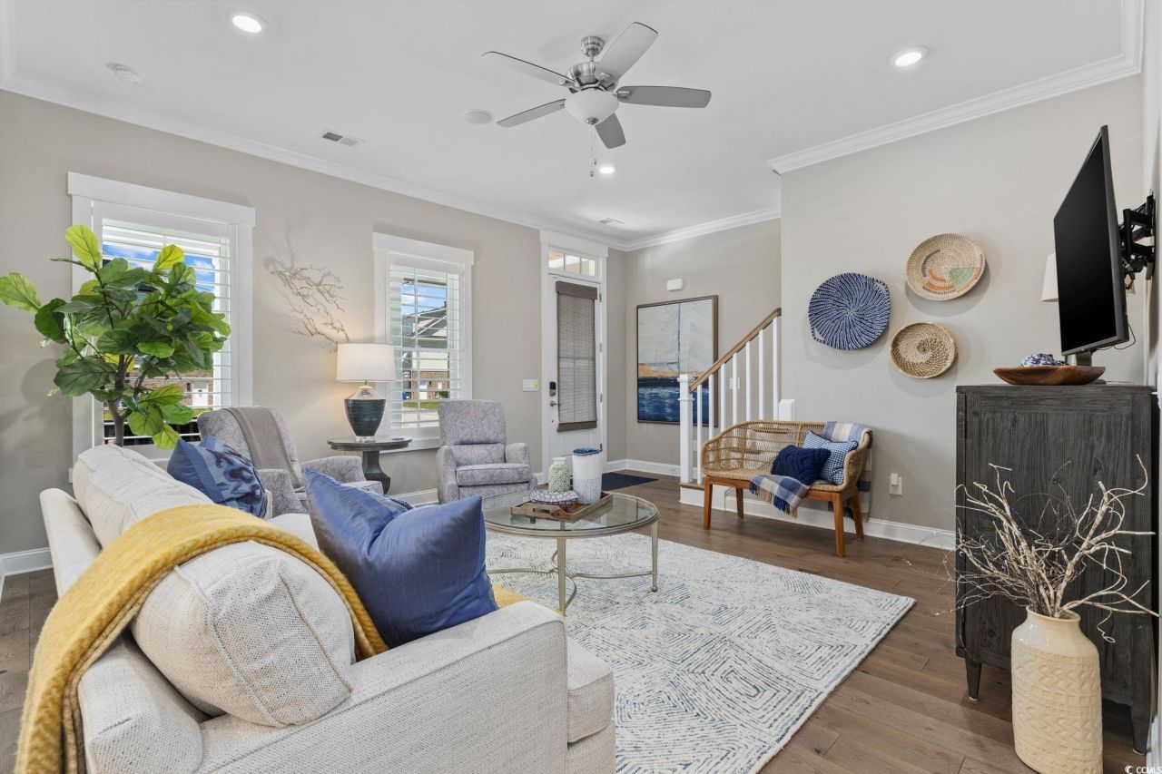 8031 Laurel Ash Ave. Photo 13