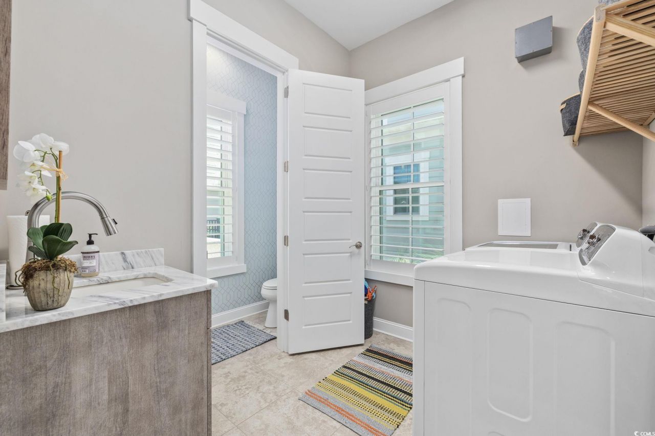 8031 Laurel Ash Ave. Photo 23