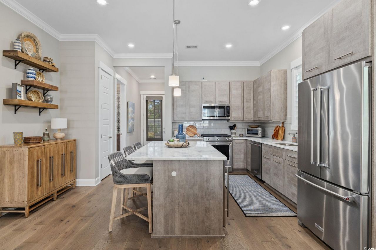 8031 Laurel Ash Ave. Photo 8