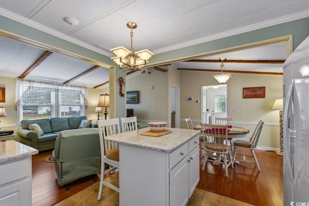 1021 S Marlin St. Photo 12