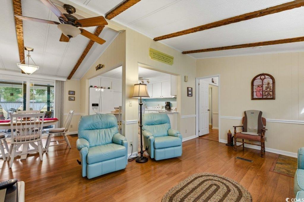 1021 S Marlin St. Photo 7