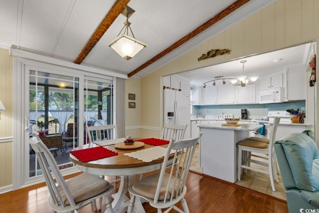 1021 S Marlin St. Photo 8