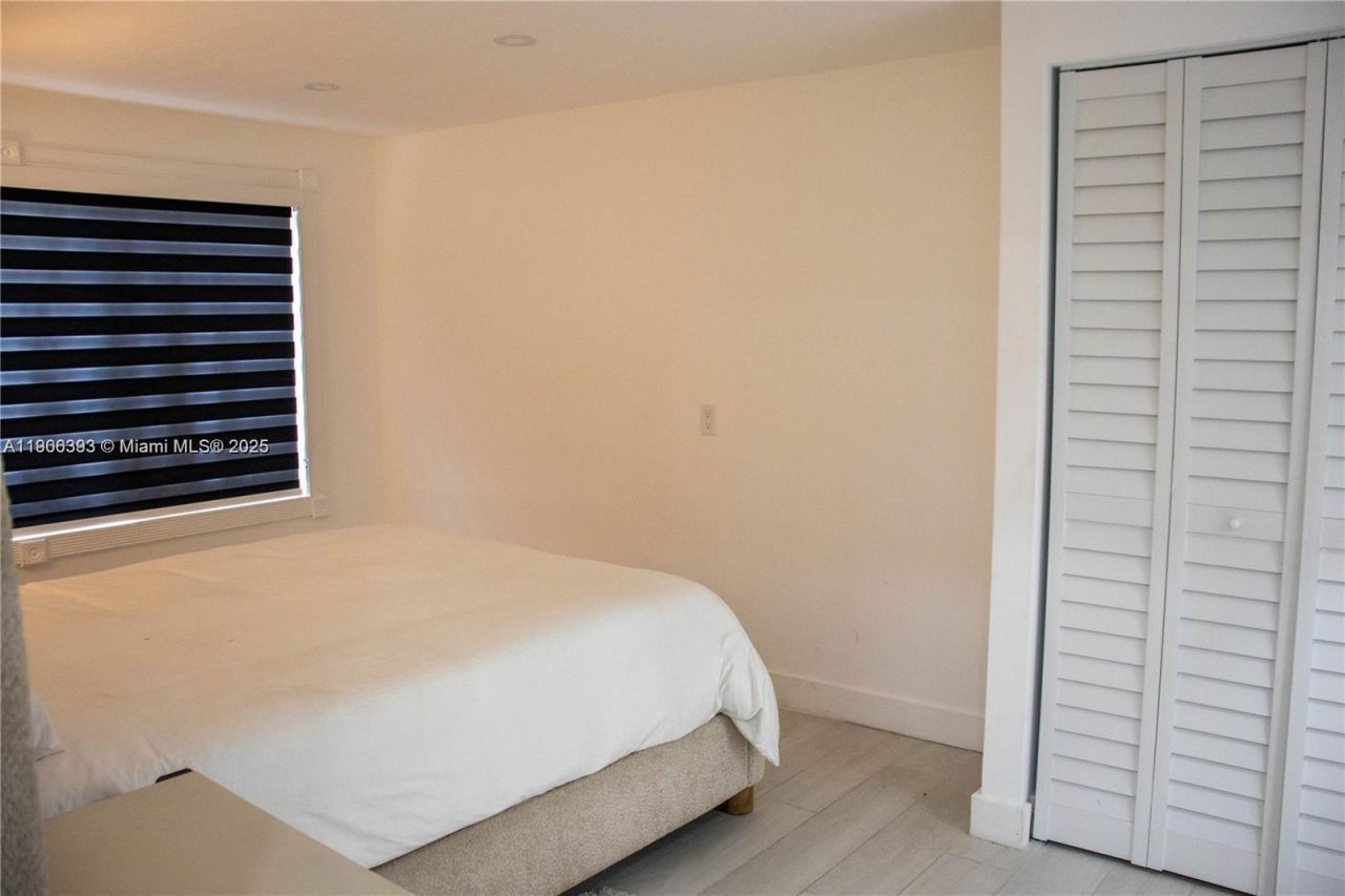 295 NE 150th St, Miami, FL 33161 Photo