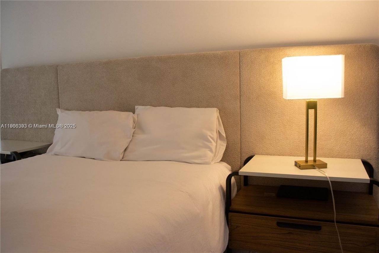 295 NE 150th St, Miami, FL 33161 Photo