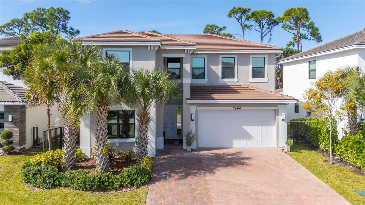 7464 Estero Dr, Lake Worth, FL 33463 Main Photo