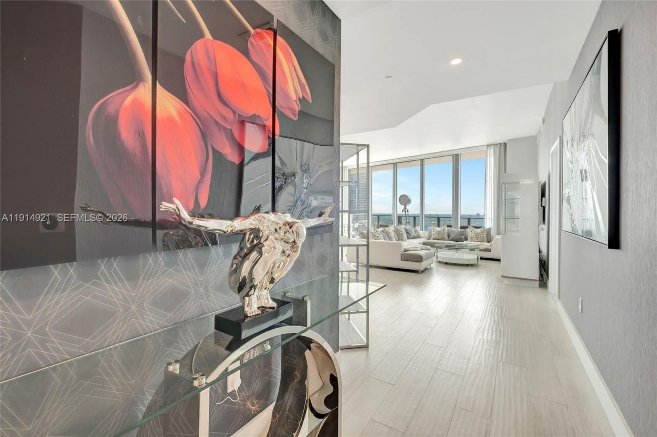 1300 S Miami Ave, Unit PH5001, Miami, FL 33130 Photo