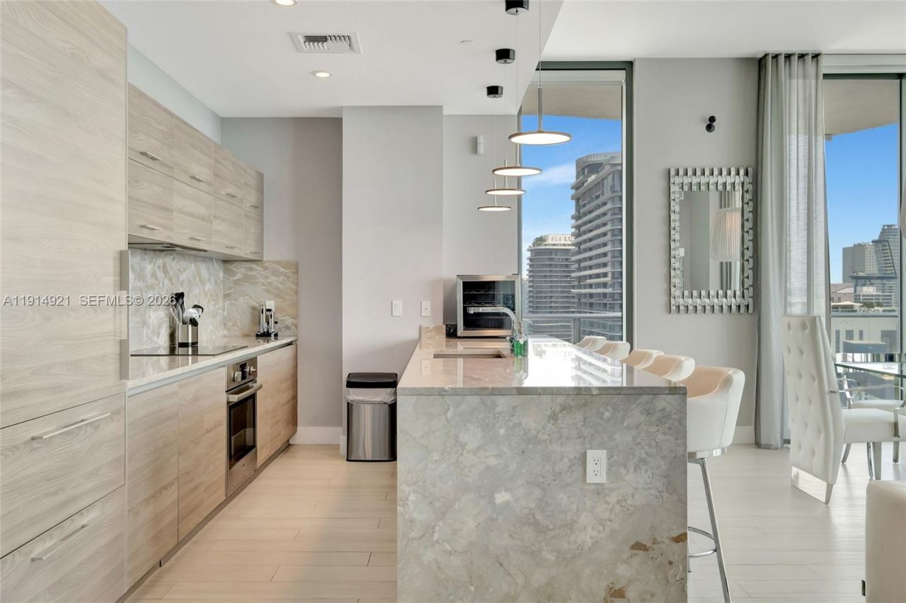 1300 S Miami Ave, Unit PH5001, Miami, FL 33130 Photo