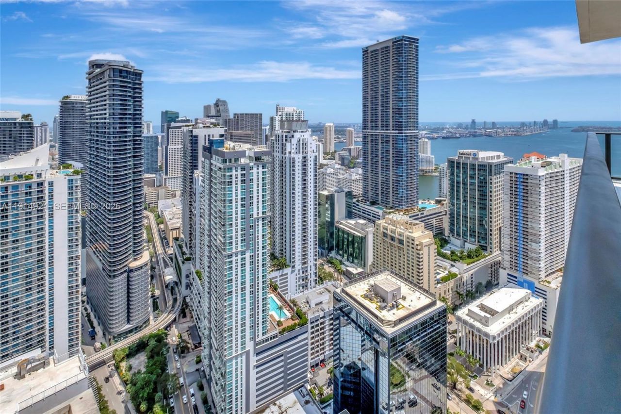 1300 S Miami Ave, Unit PH5001, Miami, FL 33130 Photo