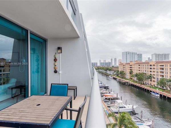 2950 NE 188th ST, Unit 504, Aventura, FL 33180