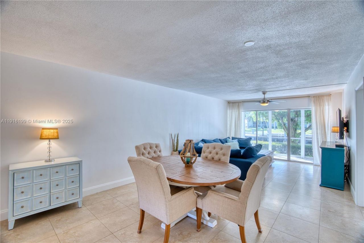 68 Yacht Club Dr, Unit 2, North Palm Beach, FL 33408 Photo
