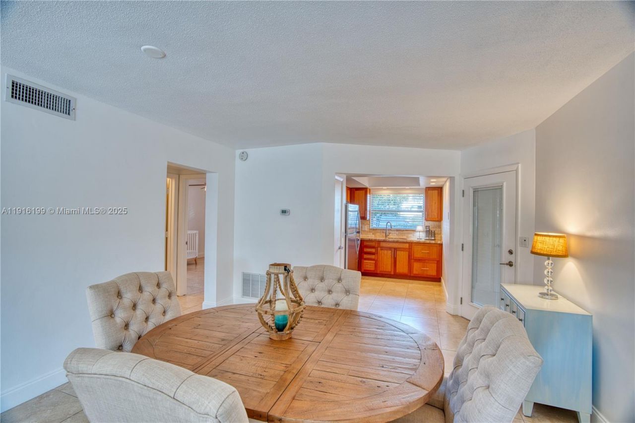 68 Yacht Club Dr, Unit 2, North Palm Beach, FL 33408 Photo