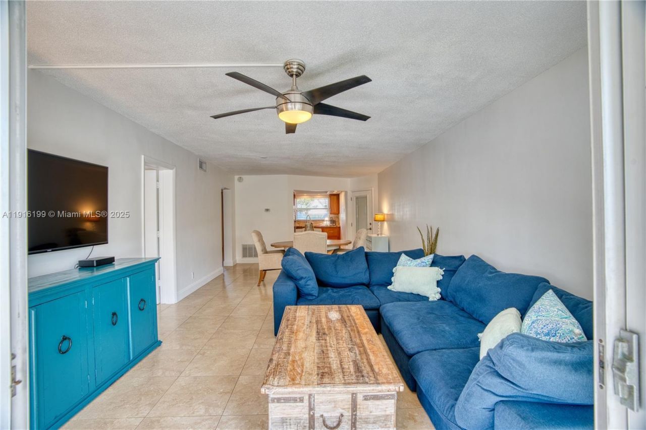 68 Yacht Club Dr, Unit 2, North Palm Beach, FL 33408 Photo