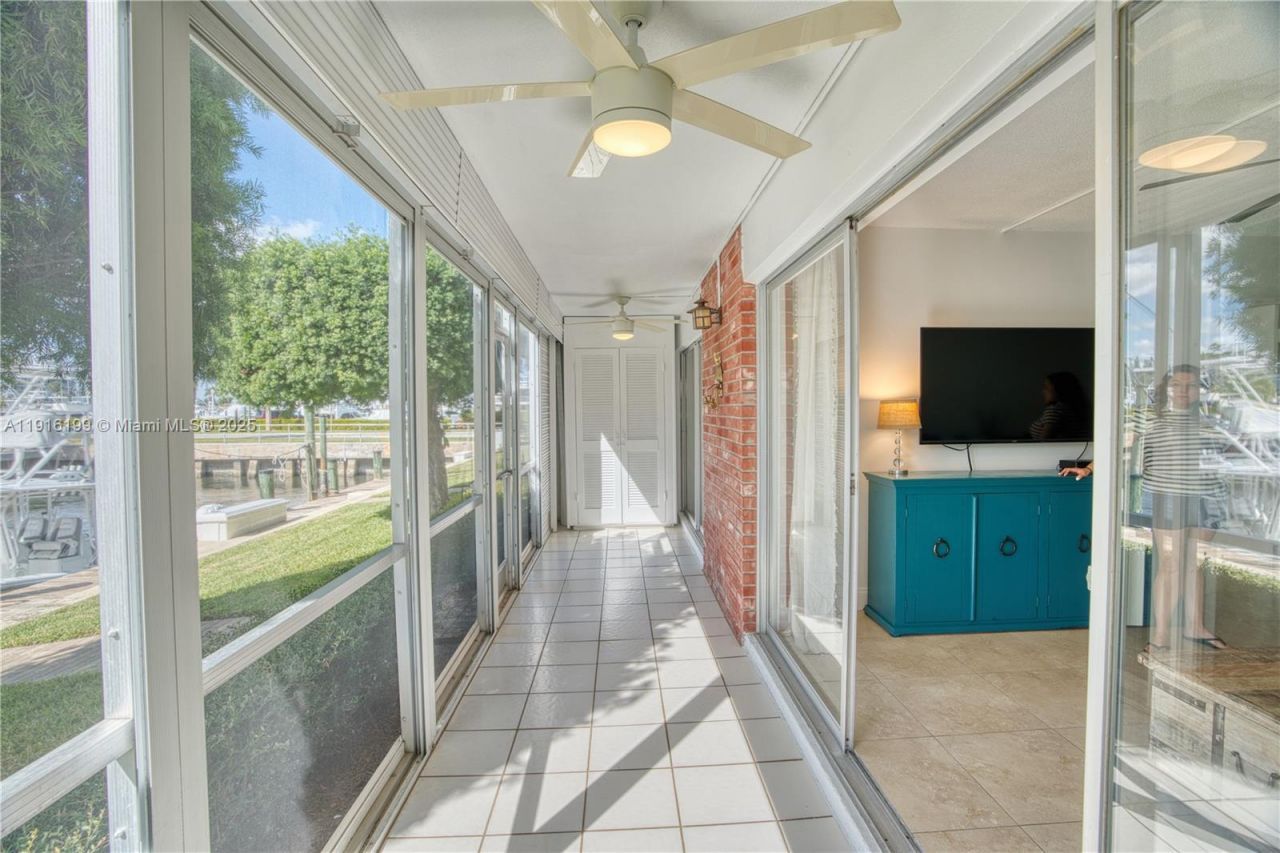 68 Yacht Club Dr, Unit 2, North Palm Beach, FL 33408 Photo