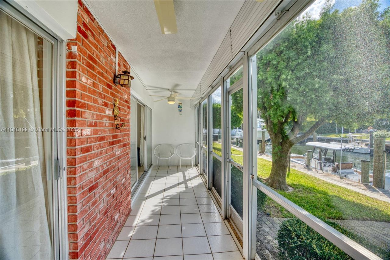 68 Yacht Club Dr, Unit 2, North Palm Beach, FL 33408 Photo