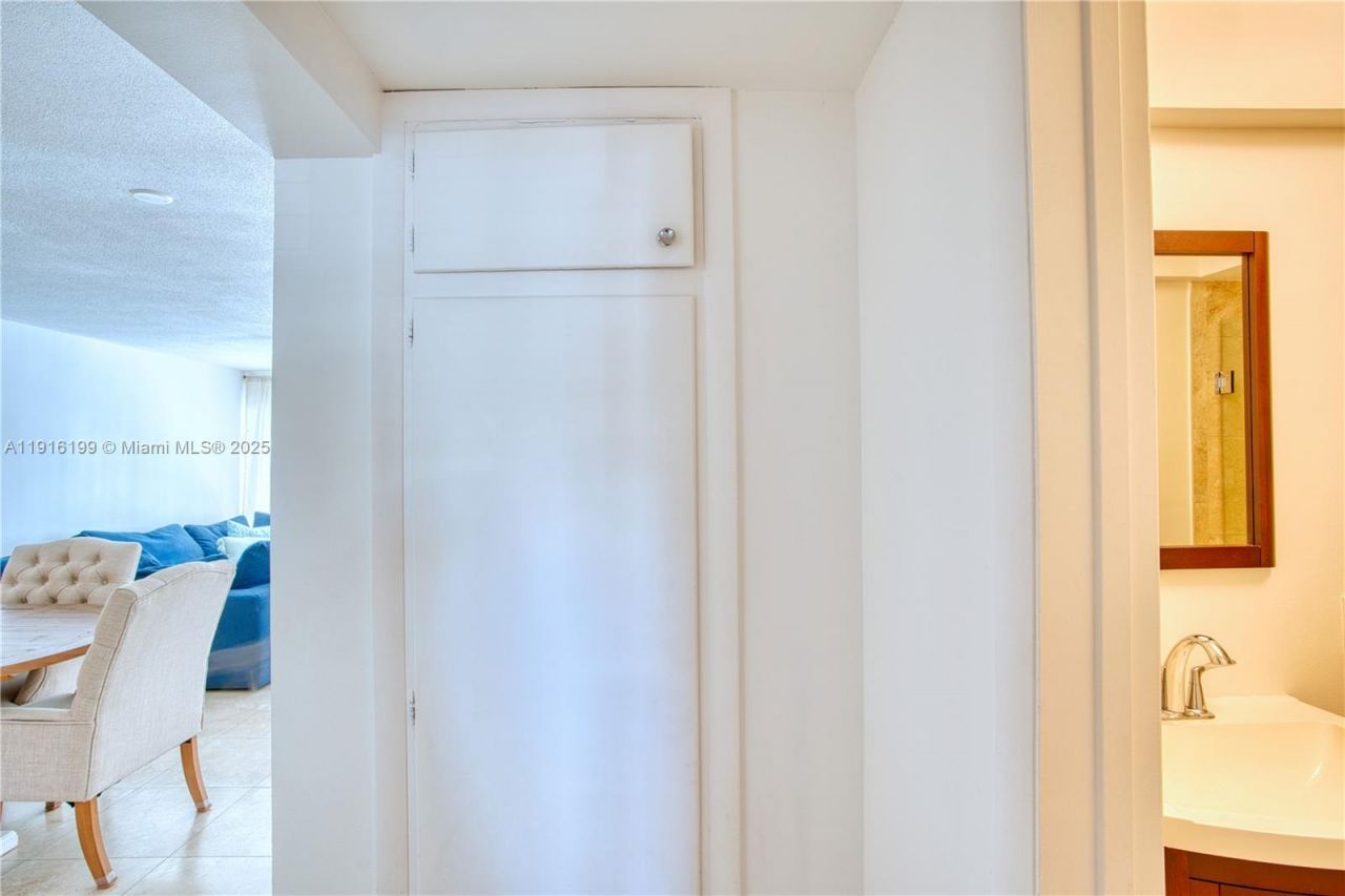 68 Yacht Club Dr, Unit 2, North Palm Beach, FL 33408 Photo