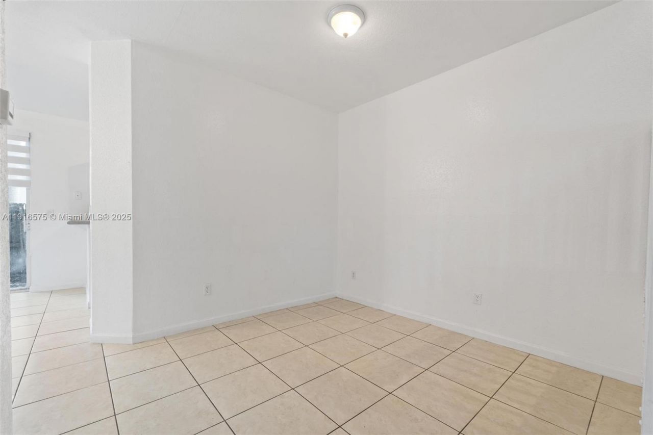 1406 SE 26th Ct, Unit 311, Homestead, FL 33035 Photo