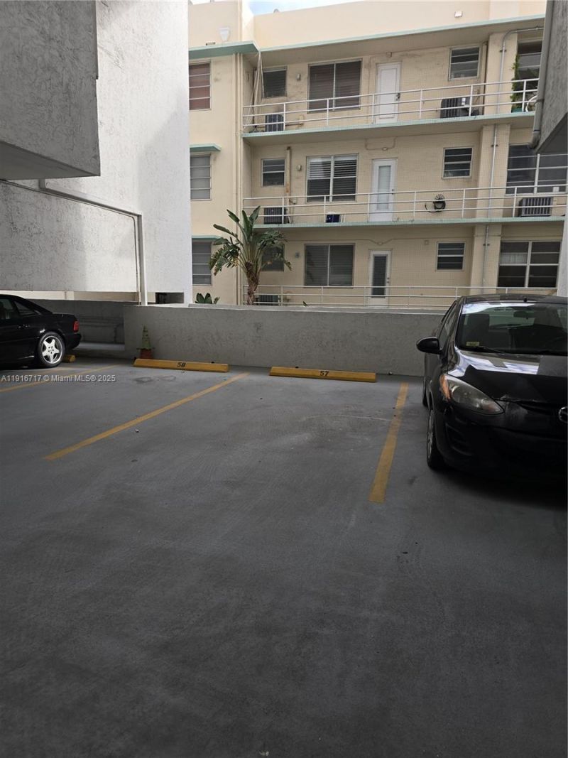 1775 Washington Ave, Unit 4G, Miami Beach, FL 33139 Photo