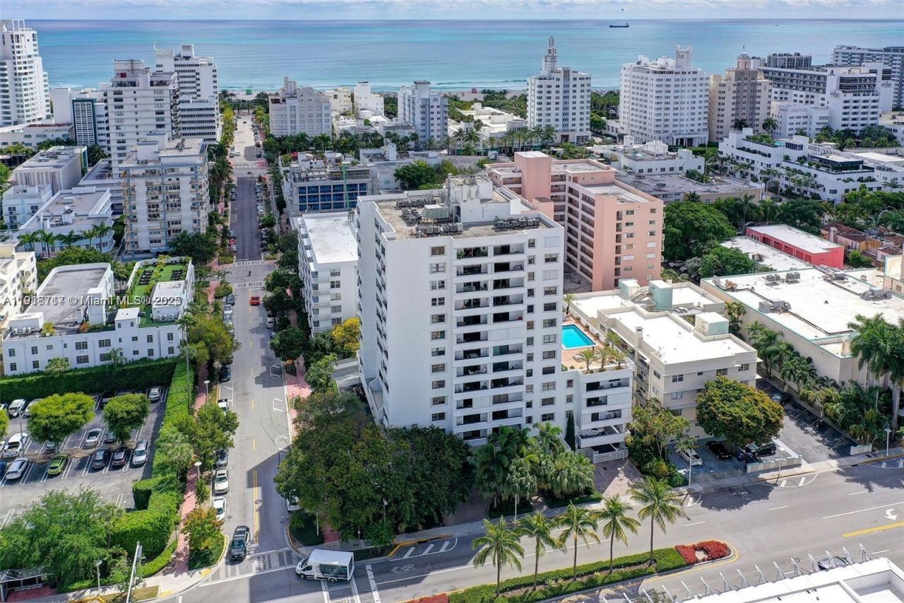 1775 Washington Ave, Unit 4G, Miami Beach, FL 33139 Photo