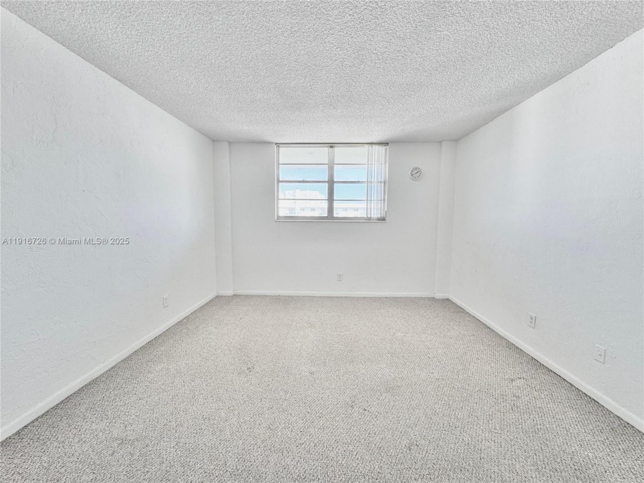 19390 Collins Ave, Unit 1610, Sunny Isles Beach, FL 33160 Photo