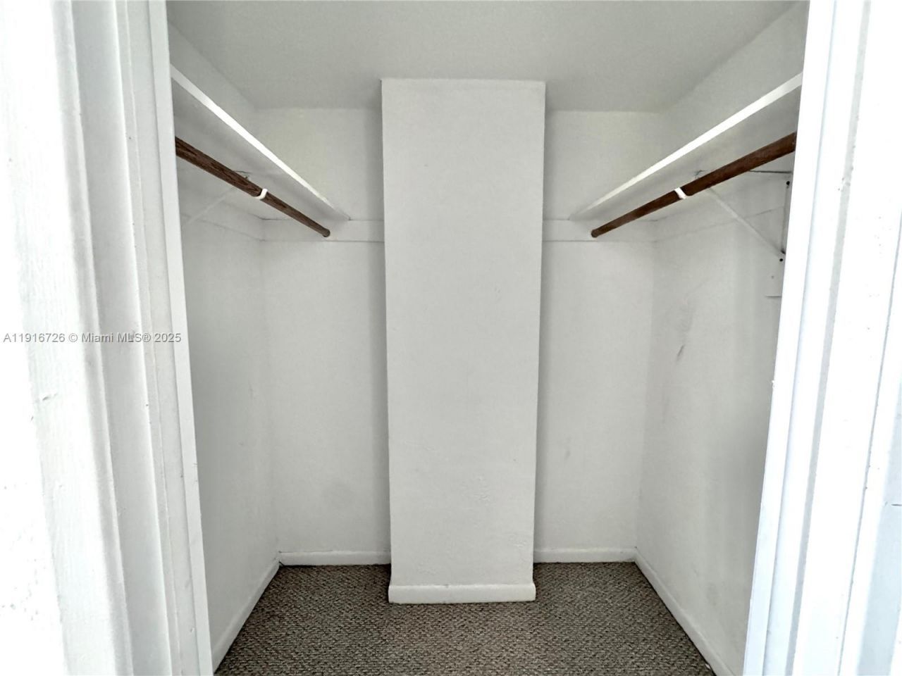 19390 Collins Ave, Unit 1610, Sunny Isles Beach, FL 33160 Photo