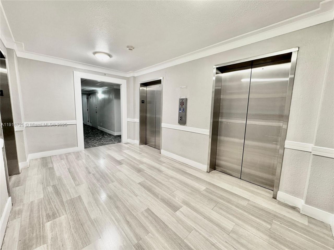 19390 Collins Ave, Unit 1610, Sunny Isles Beach, FL 33160 Photo