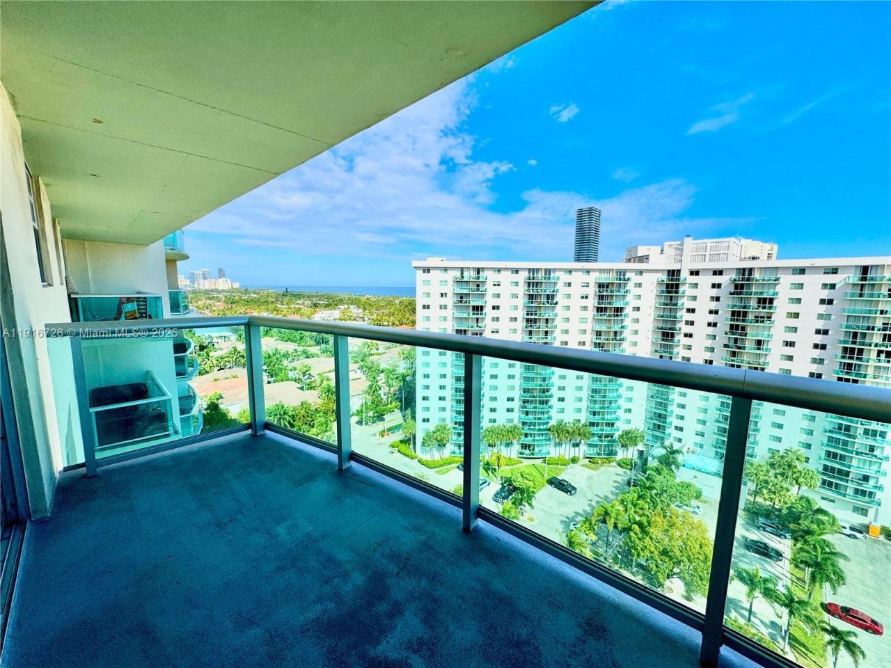 19390 Collins Ave, Unit 1610, Sunny Isles Beach, FL 33160 Photo