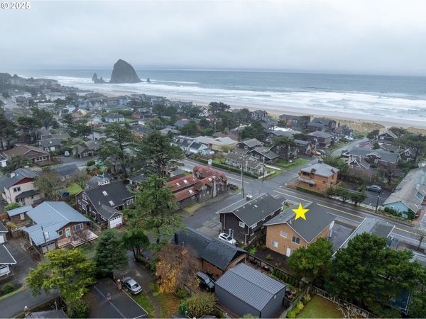 663 S HEMLOCK ST, Cannon Beach, OR 97110