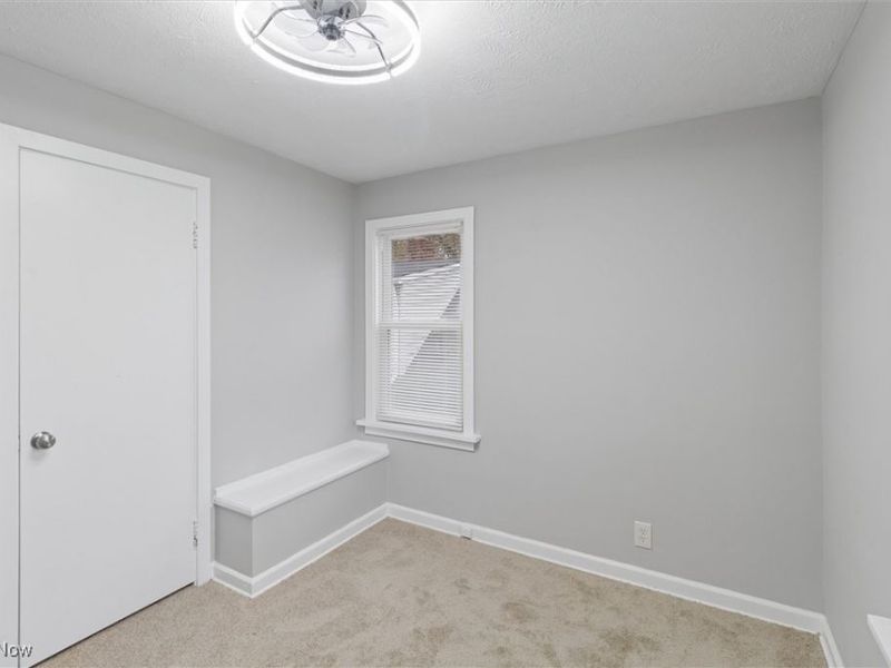 14104 Saybrook Avenue, Cleveland, OH 44105 Photo 24