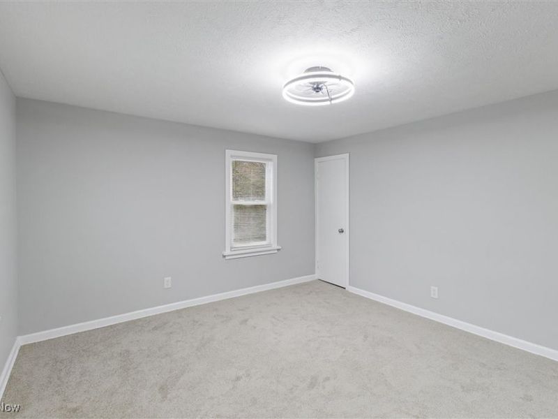 14104 Saybrook Avenue, Cleveland, OH 44105 Photo 27