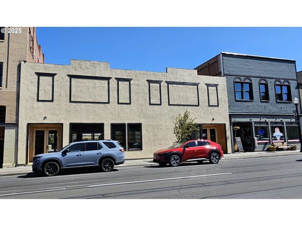 213 E 2ND ST, The Dalles, OR 97058