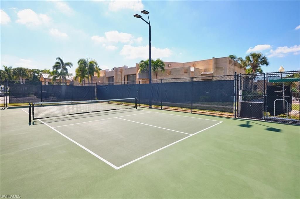 1747 Pebble Beach Dr, Unit 208, Fort Myers, FL 33907 Photo