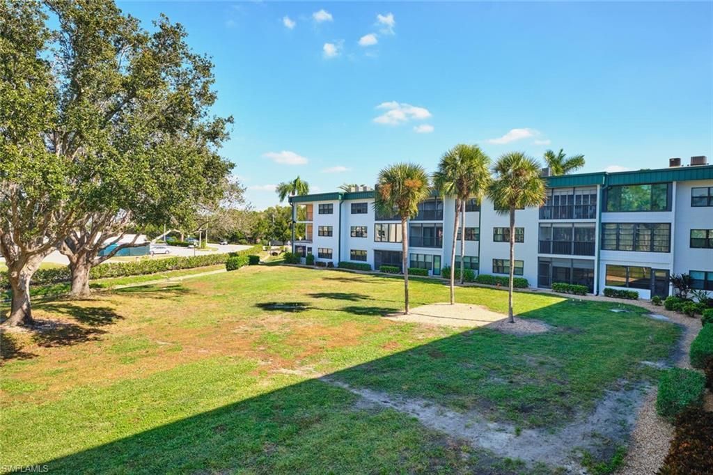 1747 Pebble Beach Dr, Unit 208, Fort Myers, FL 33907 Photo