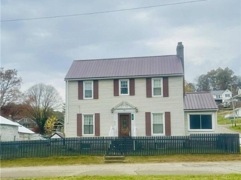 185 Adams Street, Corning, OH 43730 Photo 2