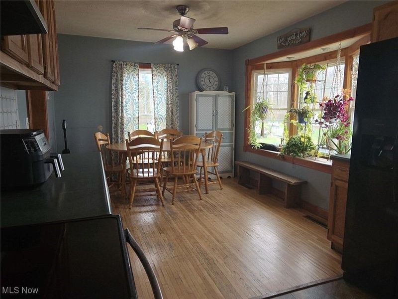 185 Adams Street, Corning, OH 43730 Photo 9