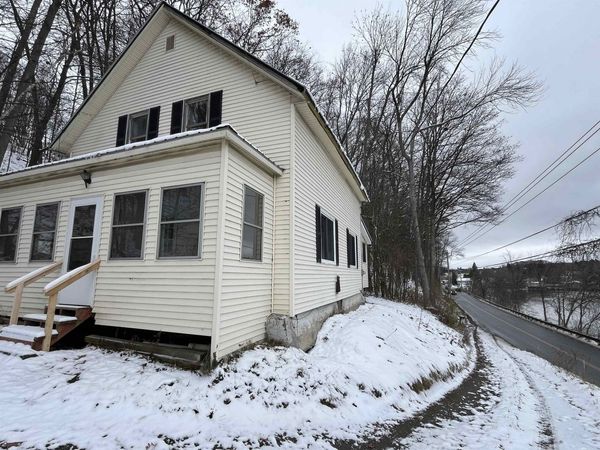 428 Coventry Street, Newport City, VT 05855