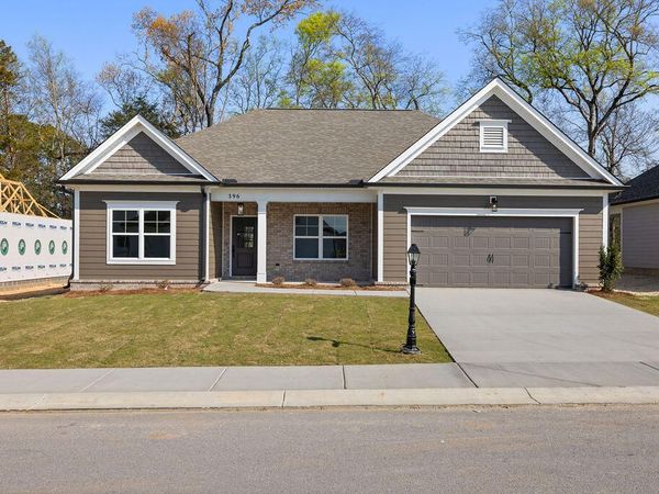 396 Winchester Drive, Rossville, GA 30741