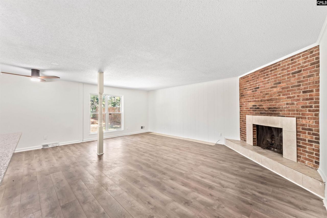 124 Minehead Road Photo 5