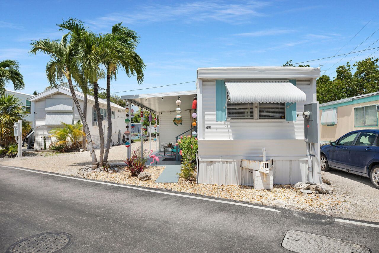 6099 Overseas Highway, Unit 4W, Marathon, FL 33050 Photo