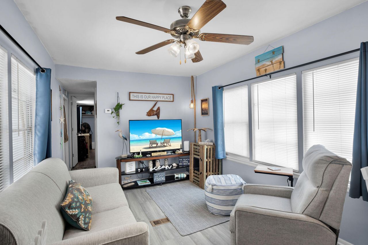 6099 Overseas Highway, Unit 4W, Marathon, FL 33050 Photo