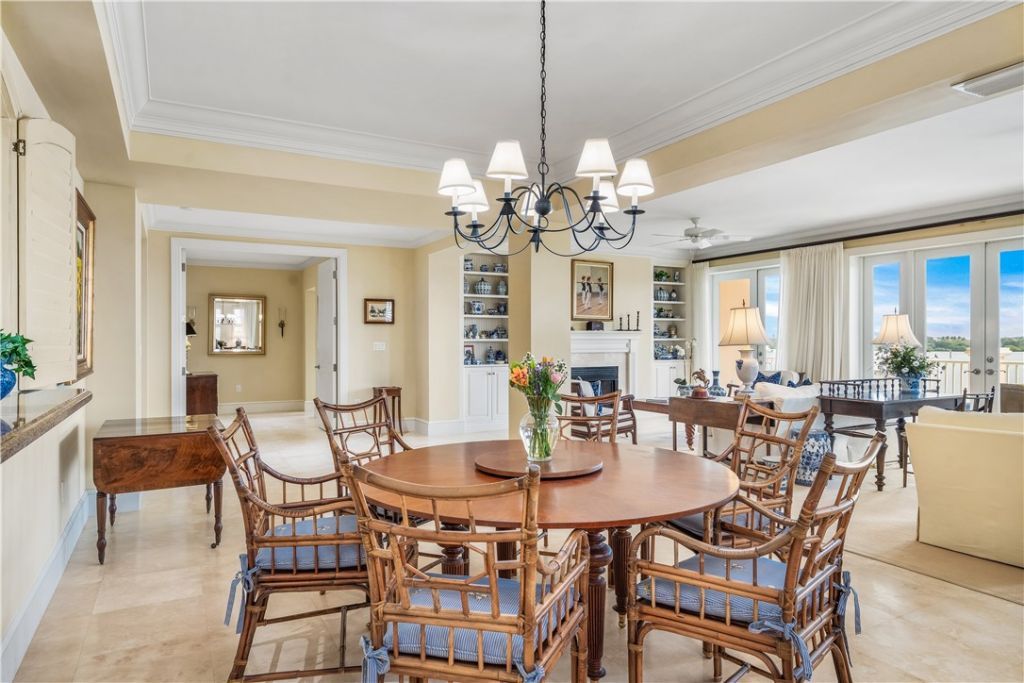 11 Royal Palm Point, Unit PH-W, Vero Beach, FL 32960 Photo