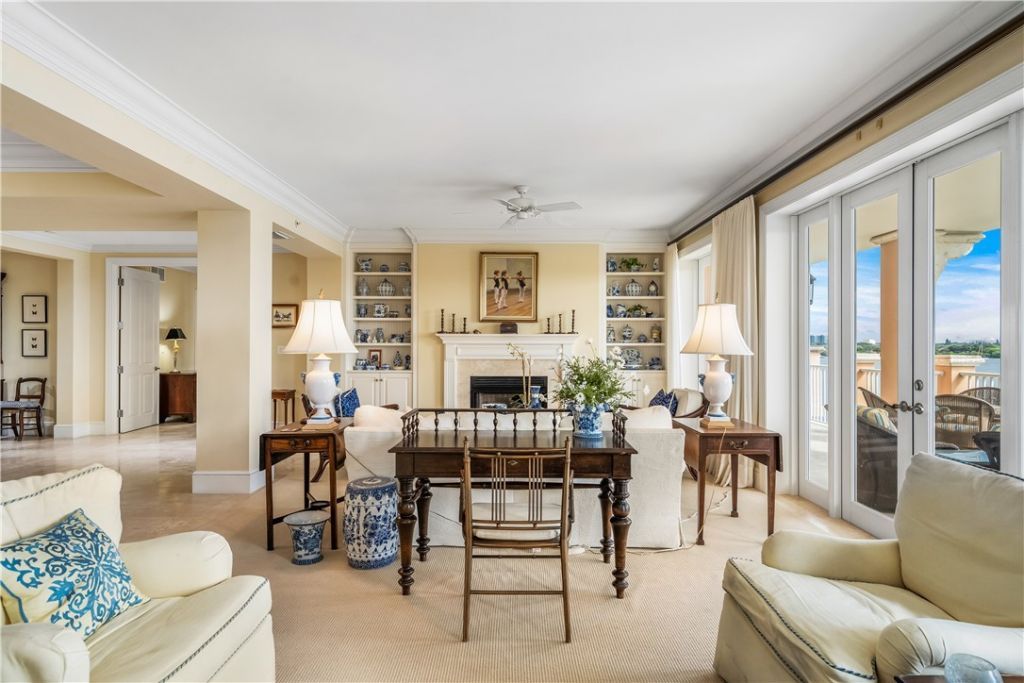 11 Royal Palm Point, Unit PH-W, Vero Beach, FL 32960 Photo