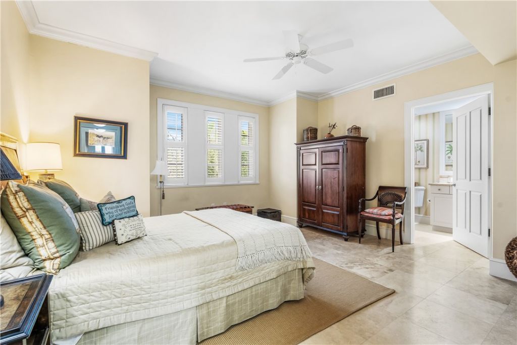 11 Royal Palm Point, Unit PH-W, Vero Beach, FL 32960 Photo
