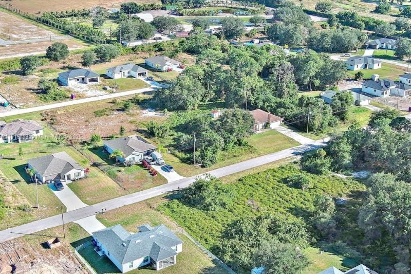 341 Ranchito Ave, Lehigh Acres, FL 33974 Photo